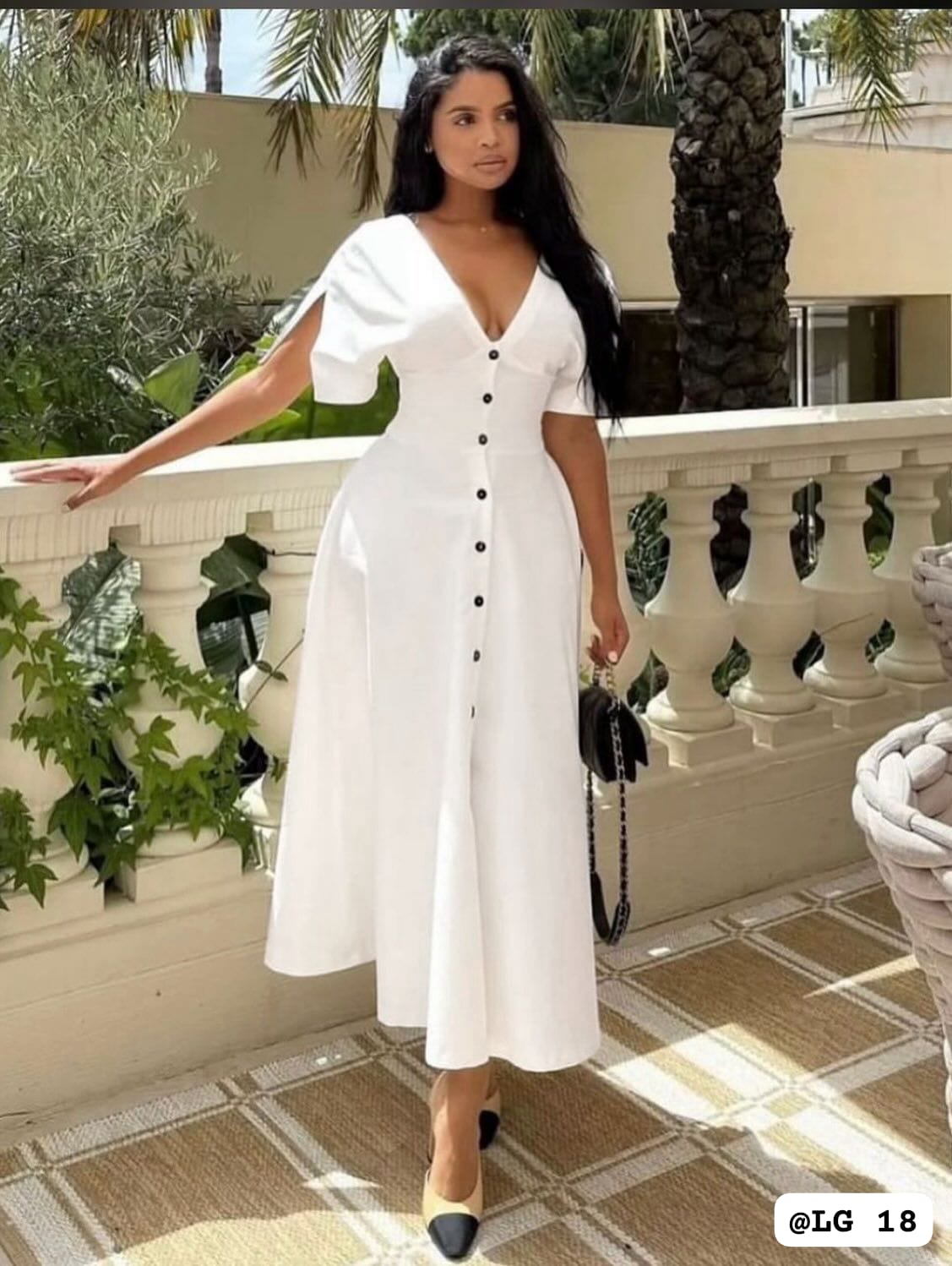 Elegant Button-Front Midi Dress – Feminine, Chic & Timeless